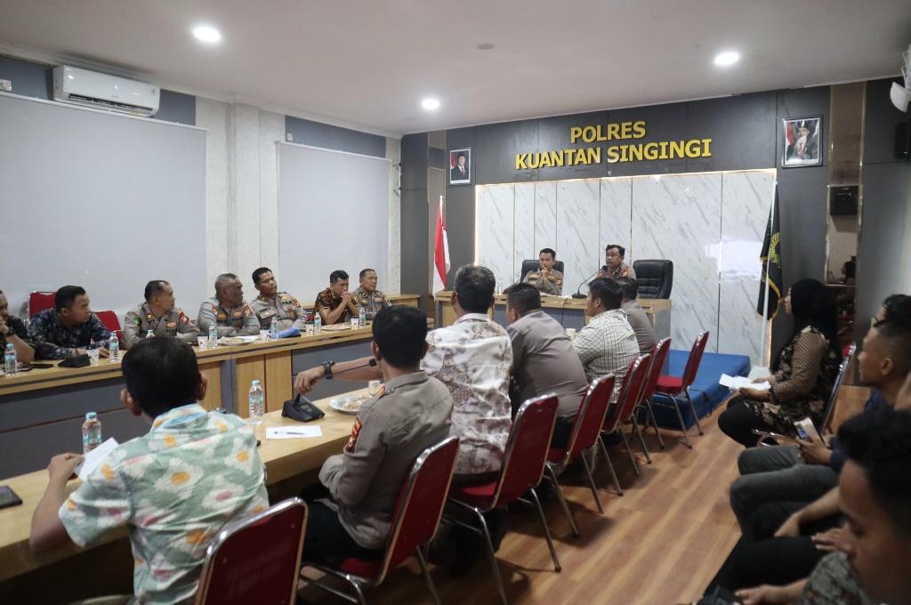 Jelang Pacu Jalur Nasional, Kapolres Kuansing Matangkan Pengamanan di Tepian Narosa