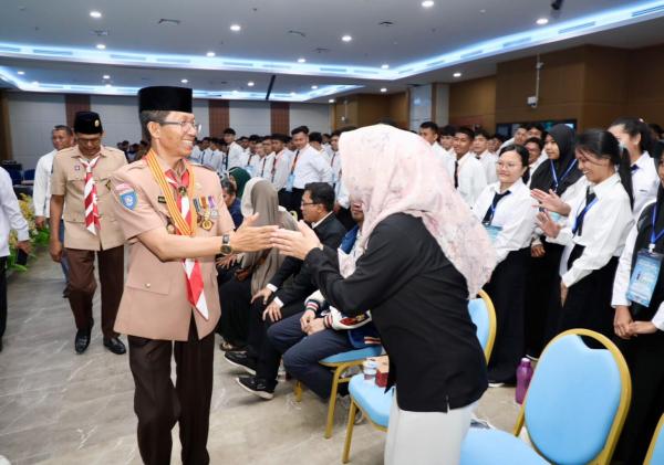 Amsakar: Mahasiswa Batam Harus Siap Bersaing di Dunia Industri