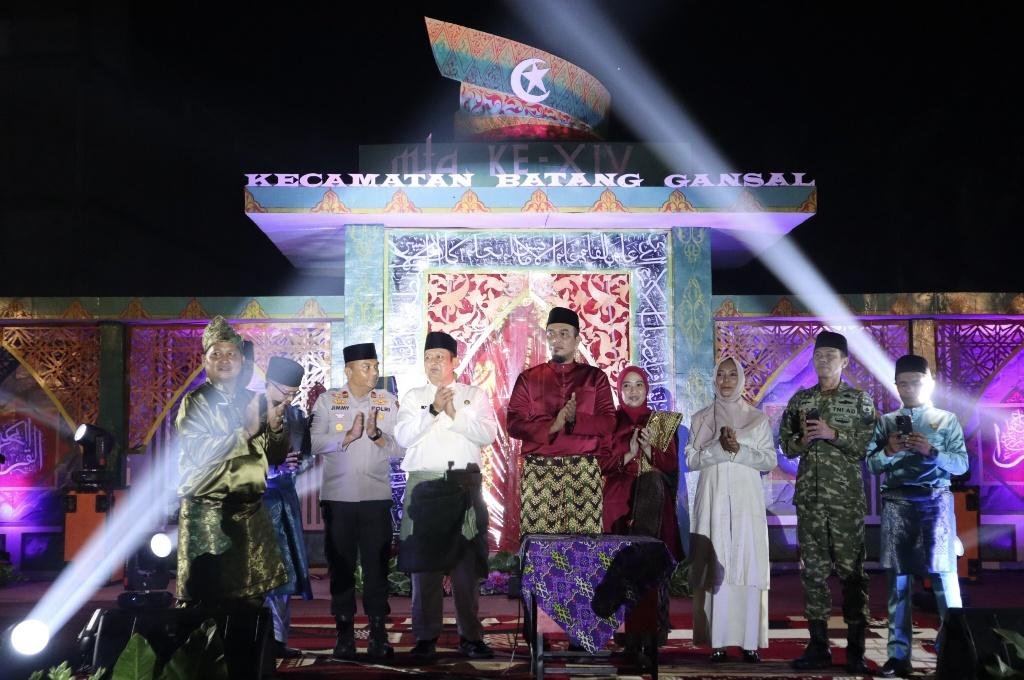 Bupati Ade Agus Hartanto Buka MTQ Kecamatan se-Inhu, Tekankan Pembinaan Generasi Qurani