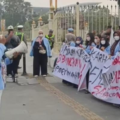 Mahasiswa Unri Protes Kabut Asap, Desak Pemerintah Serius Tangani Karhutla