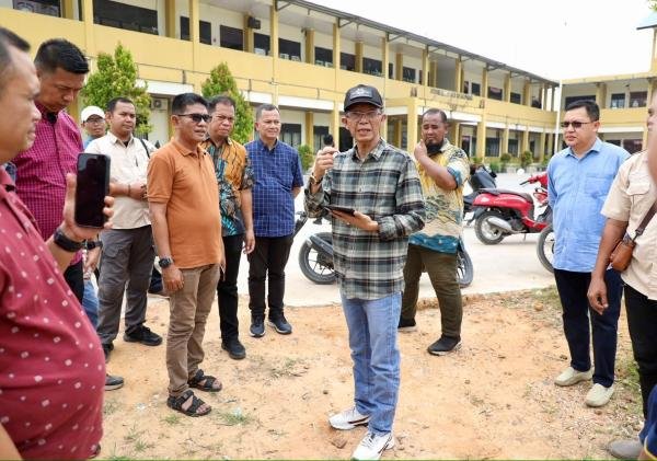 Wali Kota Amsakar Instruksikan Penambahan Ruang Kelas di SDN 013 Sekupang