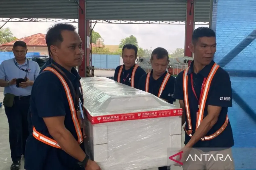 Jenazah Korban Kecelakaan Helikopter di Kalsel Tiba di Rumah Duka di Pekanbaru