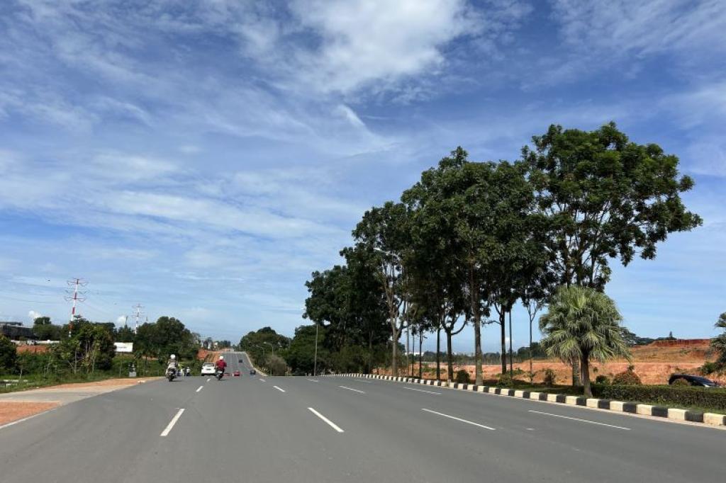 Kepri Berawan Hari Ini, Tapi Ada Potensi Hujan Petir dan Angin Kencang