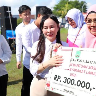Hore! 749 Lansia di Batam Dapat Tambahan Bansos dari Pemko Sebesar Rp300 Ribu/Bulan