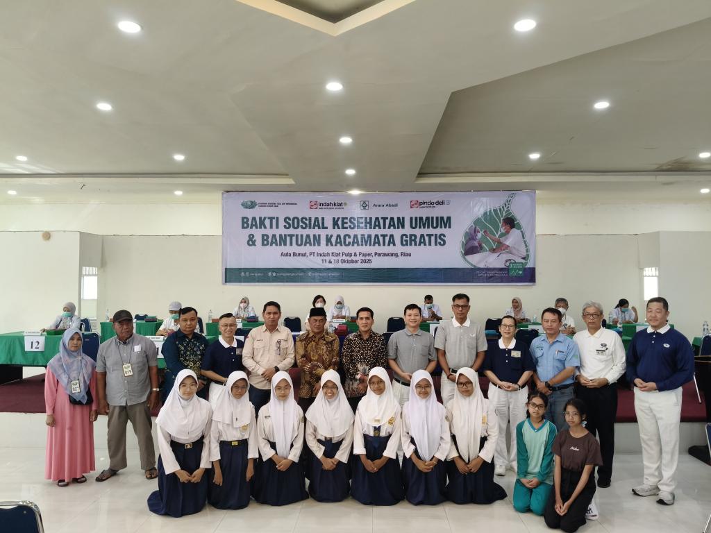 Buddha Tzu Chi Cabang Sinar Mas Perawang Gelar Bakti Sosial Kesehatan dan Bagikan Ratusan Kacamata Gratis Bagi Pelajar
