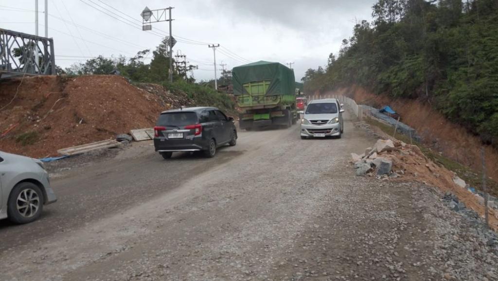 Jalan Lintas Riau-Sumbar Km 106 Tanjung Alai Kampar Sudah Dibuka Dua Arah