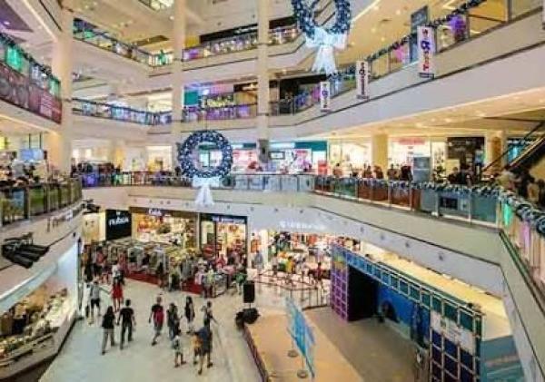 Pusat Perbelanjaan dan Tempat Wisata Pekanbaru Diserbu Warga dari Penjuru Riau