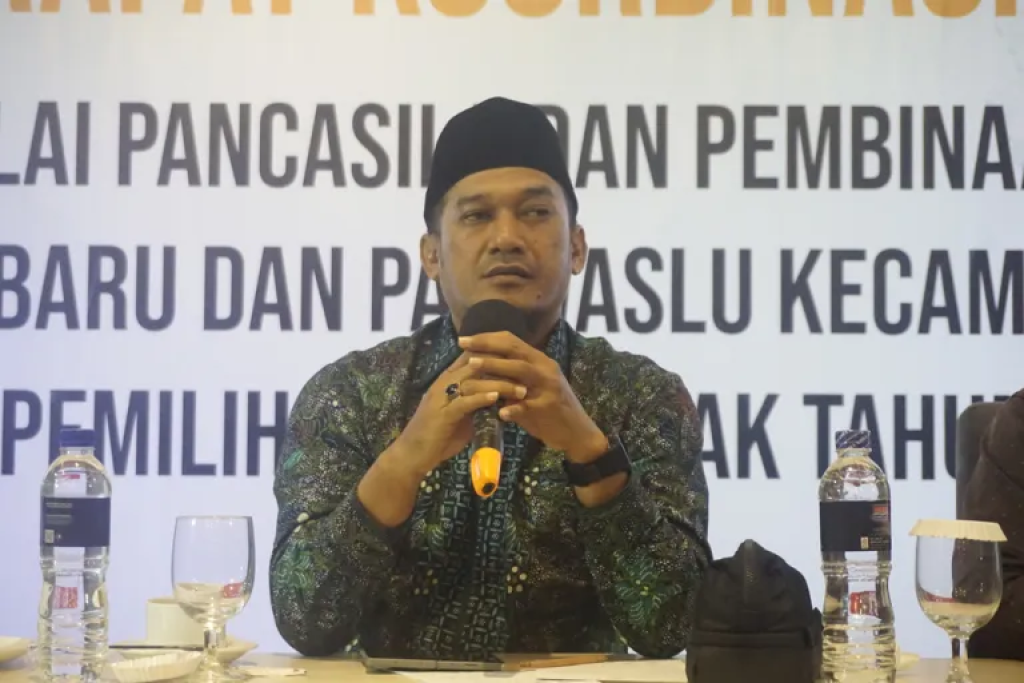 Bawaslu Pekanbaru Pelajari Gugatan Paslon Muflihun – Ade Hartati ke Mahkamah Konstitusi