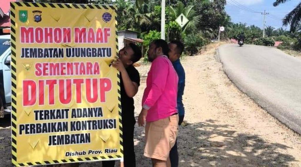 Hari ini Ditutup Total, Pemprov Riau Mulai Perbaiki Jembatan Sei Rokan