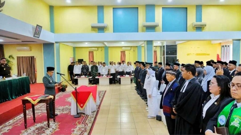 62 Pejabat Pemkab Meranti Dilantik, Ini Pesan Bupati Asmar