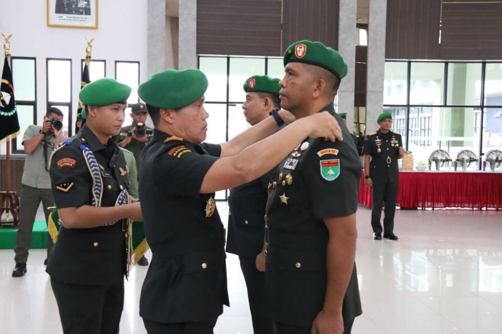 Pangdam  XIX Tuanku Tambusai Pimpin Sertijab Danrem 031/Wira Bima