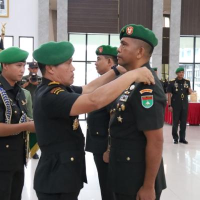 Pangdam  XIX Tuanku Tambusai Pimpin Sertijab Danrem 031/Wira Bima