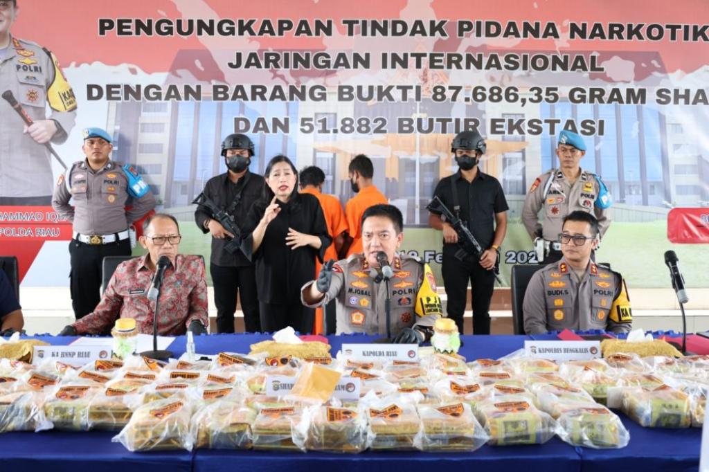87 Kg Sabu dan 51.882 Butir Ekstasi Senilai Rp103 Miliar Diamankan di Bengkalis