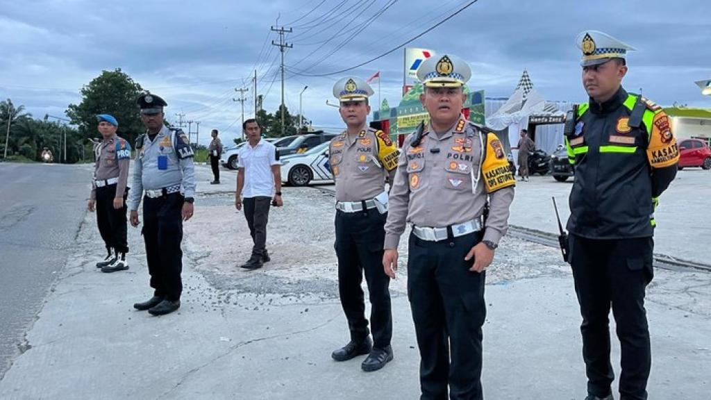 Polda Riau Siagakan Patroli 24 Jam Antisipasi Puncak Arus Balik Lebaran di Lintas Riau-Sumbar