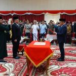 Lantik Syahrial Abdi Sebagai Sekdaprov, Gubernur Wahid Pastikan Pemerintahan di Riau Berjalan Normal