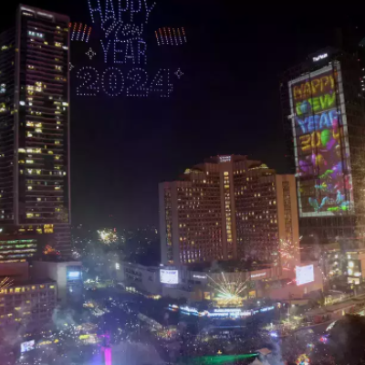Jakarta Rayakan Tahun Baru dengan Pertunjukan 800 Drone dan Hiburan Langsung di Bundaran HI