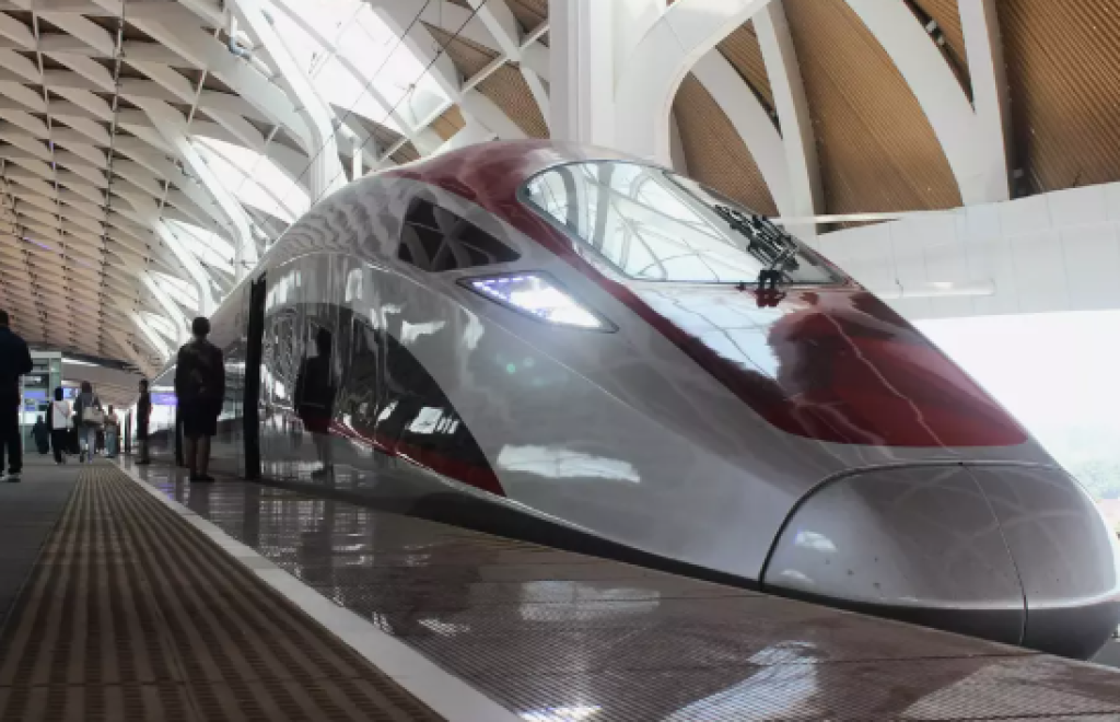 Whoosh Tawarkan Diskon Hingga 20 persen Untuk Kelas Ekonomi Premium, Begini Cara Mendapatkannya