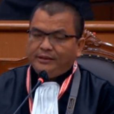 Bantah Tuduhan Muflihun-Ade, KPU Pekanbaru Sebut Kotak Suara Masih Tersegel