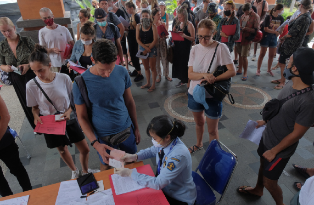 Imigrasi Bali Panggil WNI Bangladesh yang Ketahuan Bekerja Sebagai Sopir