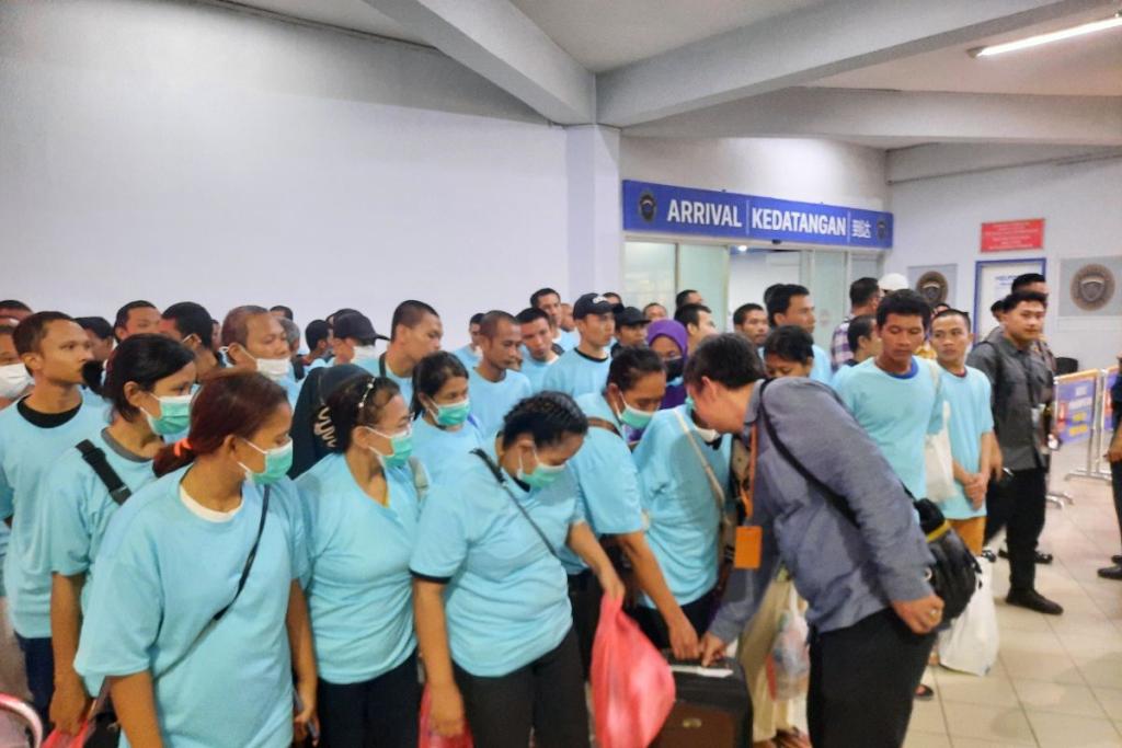 96 PMI Dideportasi dari Malaysia, BP3MI Kepri Fasilitasi Pemulangan Bermartabat