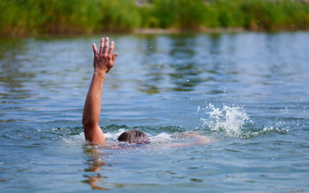 Pelajar 13 Tahun Meninggal Dunia Akibat Tenggelam Saat Mandi di Sungai Cenaku