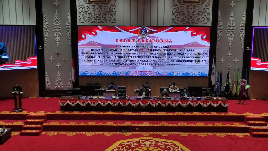 DPRD Sahkan APBD Kepri Tahun 2025 Sebesar Rp3,91 Triliun