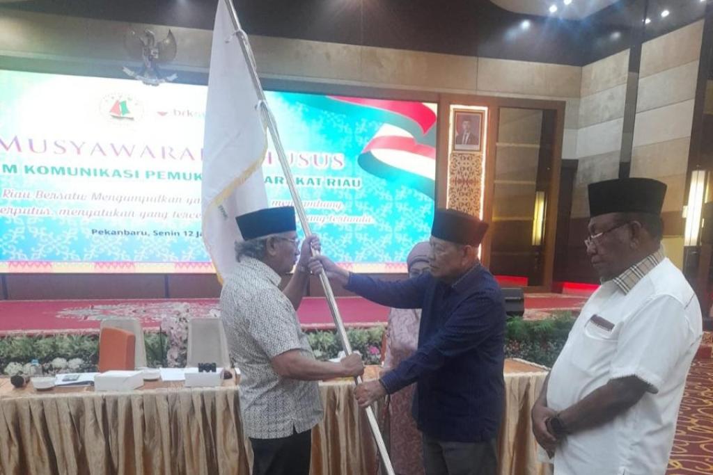 Musyawarah Khusus FKPMR Tetapkan HR Mambang Mit Pimpin Pemuka Masyarakat Riau