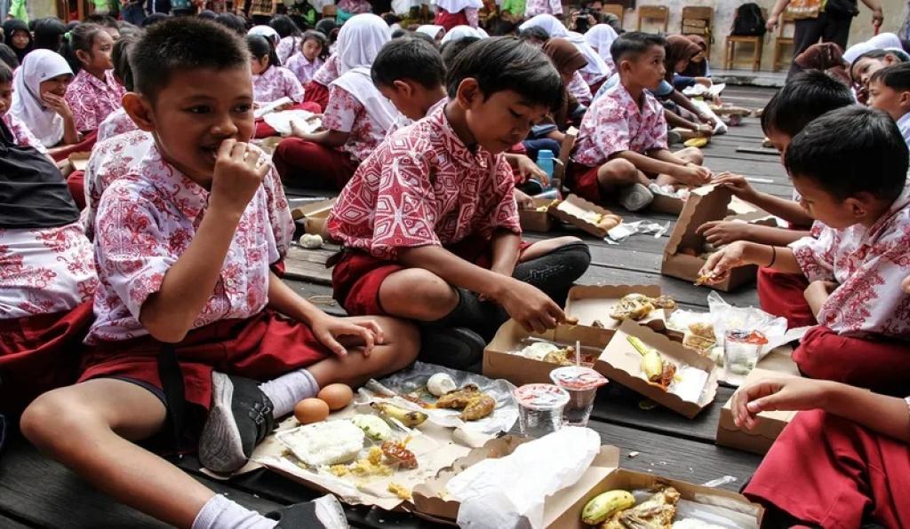 Kapan Dimulai? Program Makan Bergizi Gratis di Pekanbaru Tunggu Kesiapan BGN