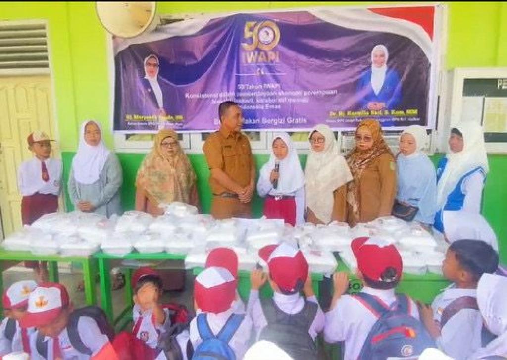 Rayakan HUT ke-50, IWAPI Rohil Berkontribusi Pada Program Makan Bergizi Gratis