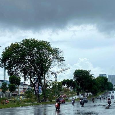 Prakiraan Cuaca Kepri 30 April: Hujan Ringan Pagi dan Siang Hari