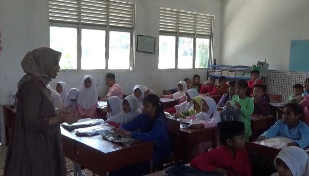 Batam Kekurangan 700 Guru SD dan SMP