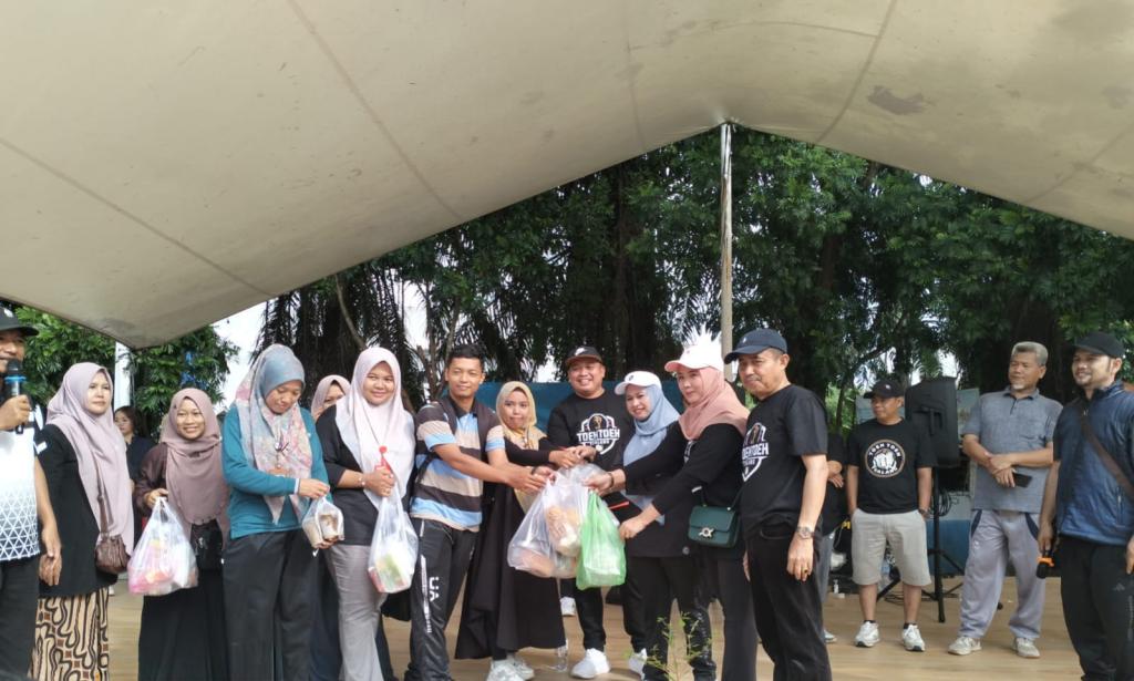 Meski CFD Dibatalkan, Ribuan Warga Tumpah Ruah di Taman Motuyoko Perawang, Dagangan UMKM Ludes Terjual