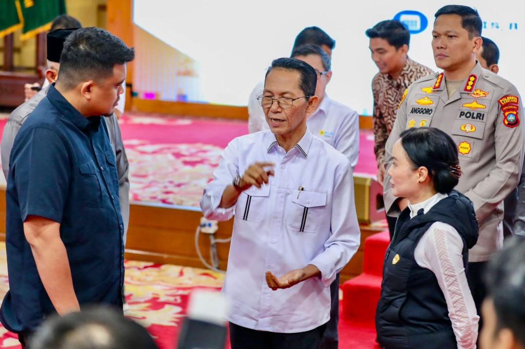 Diterima Langsung Gubernur Bobby,  Batam Salurkan Bantuan Rp4,7 Miliar untuk Korban Bencana di Sumut