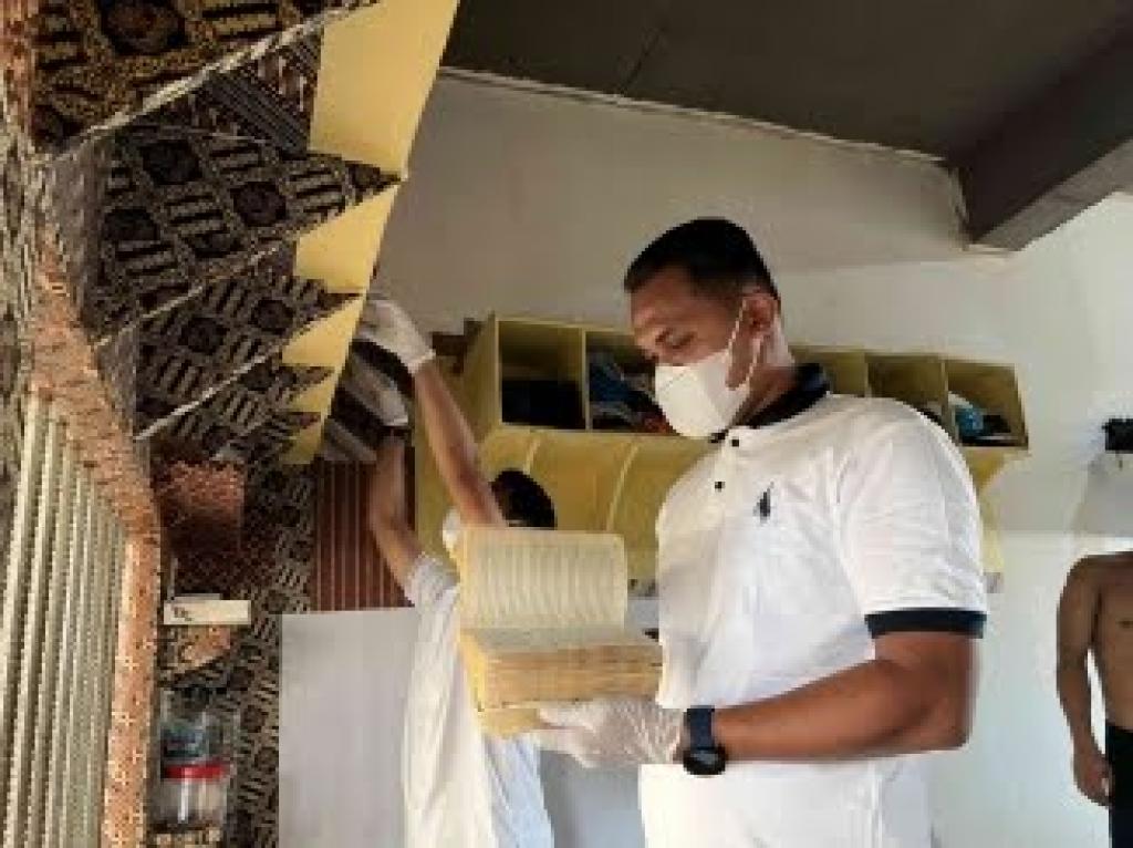 Berantas Peredaran Narkoba, Lapas Batam Gelar Razia "One Day One Room"