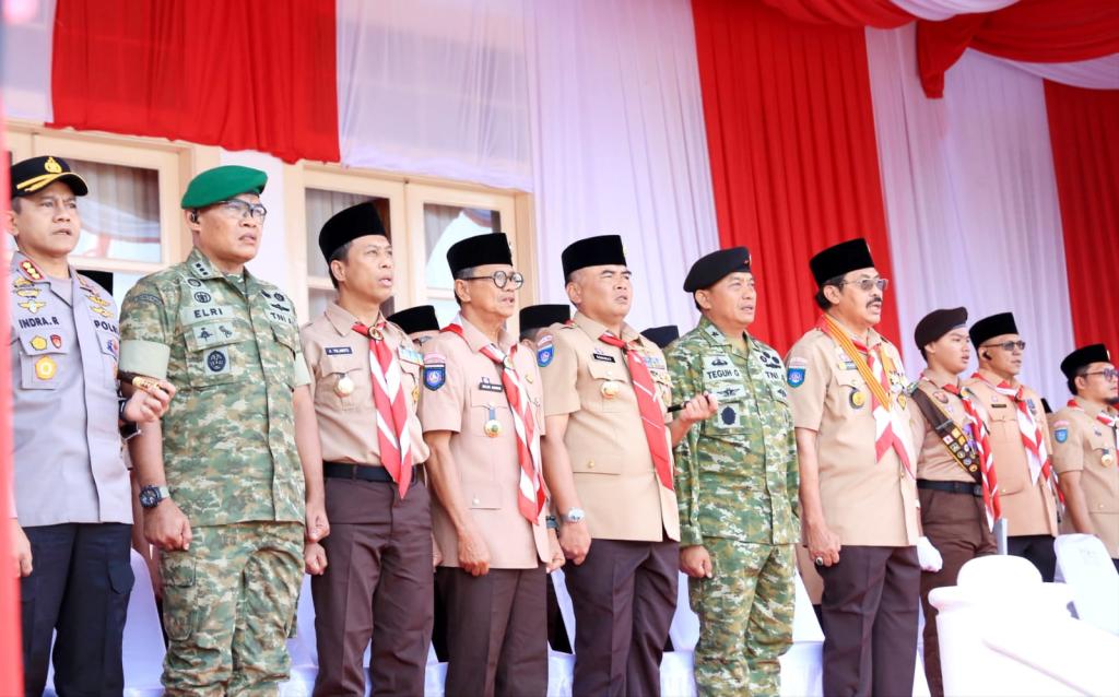 Pimpin Upacara Hari Pramuka ke-65, Ansar Dorong Generasi Muda Kreatif dan Mandiri